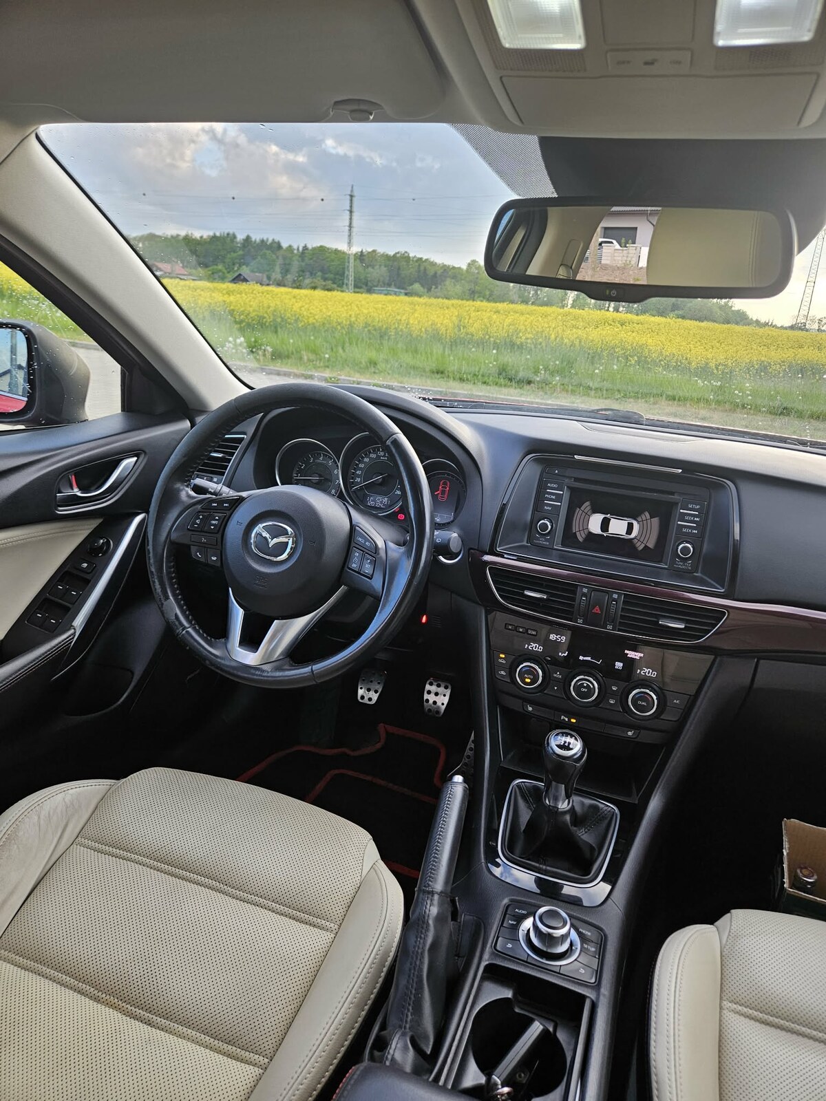 Mazda 6 Combi – interiér řidiče