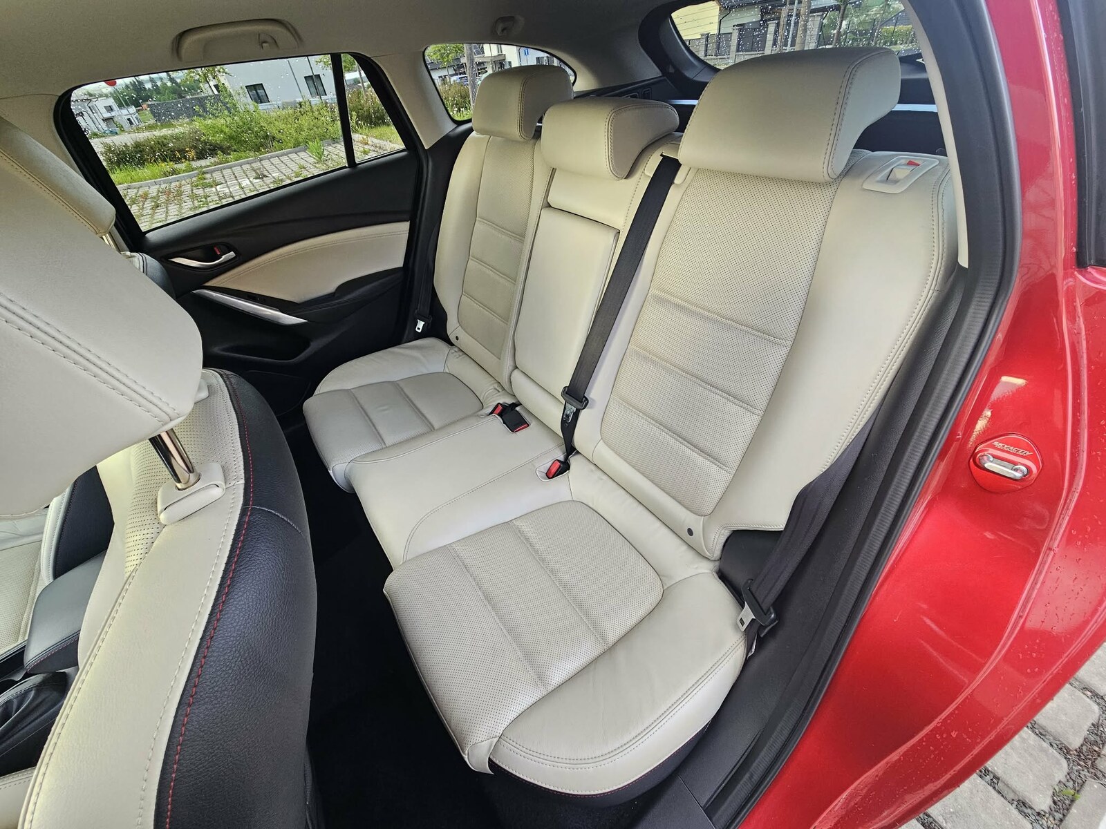 Mazda 6 Combi – zadní kožená sedadla